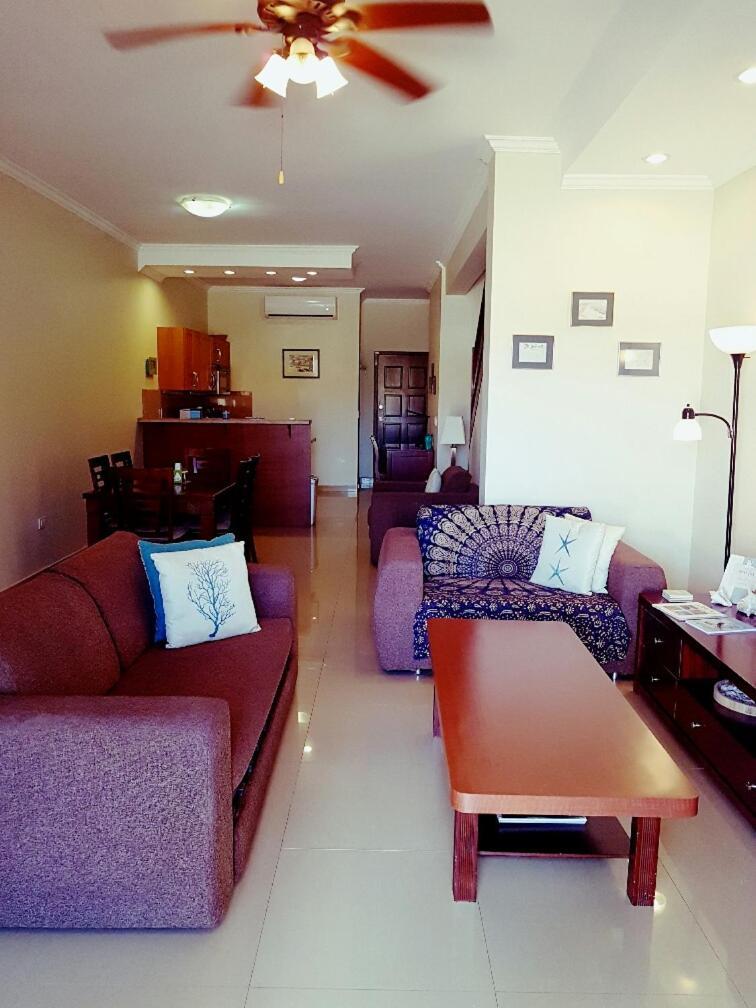 Aruba Breeze Condo โอรันเยสตัด ภายนอก รูปภาพ