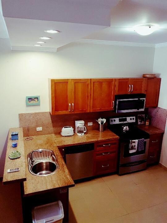 Aruba Breeze Condo โอรันเยสตัด ภายนอก รูปภาพ